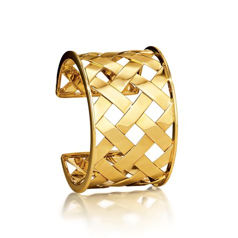 the cross cuffs of verdura